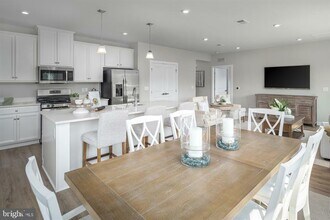 10391 Resort Road in Ellicott City, MD - Building Photo - Building Photo
