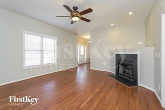 2013 Lancey Dr in Thomasville, NC - Foto de edificio - Building Photo