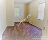 716 W Cedar St - 10