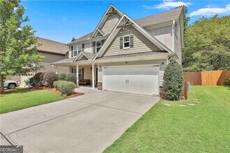 195 Village Park Dr in Newnan, GA - Building Photo - Building Photo