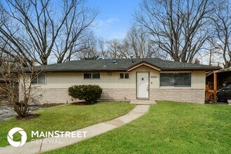 6935 Frostview Ln in Hazelwood, MO - Building Photo - Building Photo