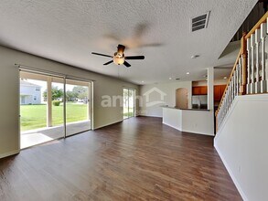 2300 Treetop Ln in Kissimmee, FL - Foto de edificio - Building Photo