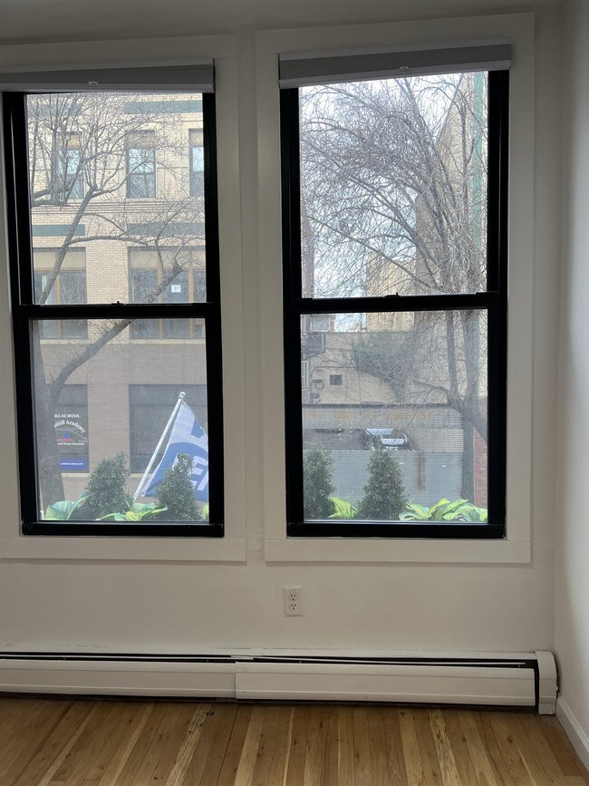 359 1st St, Unit 1 in Hoboken, NJ - Building Photo - Building Photo