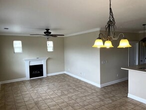 1320 Anita Ct in Orland, CA - Building Photo - Building Photo