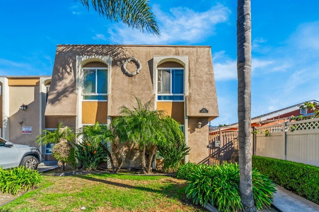 property at 4127 38th St