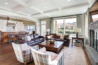27 Rivers Edge Dr in Tarrytown, NY - Building Photo - Building Photo
