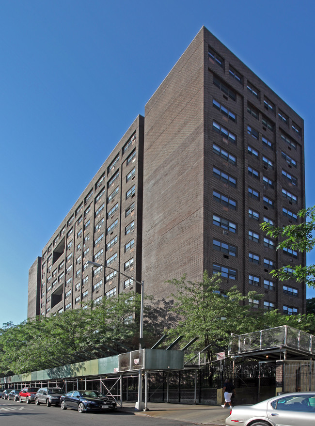 St. Phillips Senior Housing in New York, NY - Foto de edificio - Building Photo