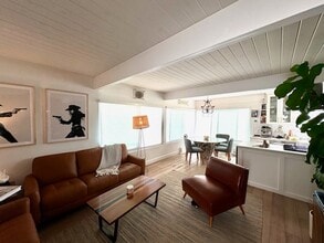 205 41st St in Manhattan Beach, CA - Building Photo - Building Photo