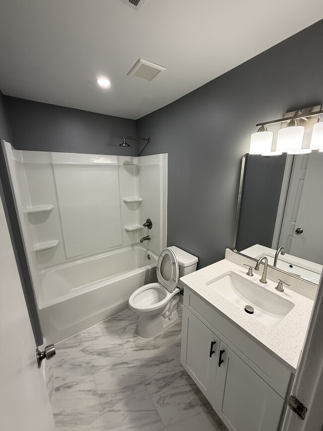 1512 Waverly Way in Monroe, GA - Building Photo - Building Photo