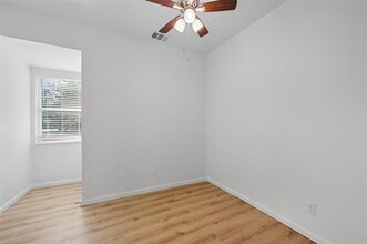 728 S Elm St in Sherman, TX - Building Photo - Building Photo