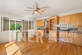 6138 Cherrelyn Way in Carmichael, CA - Building Photo - Building Photo