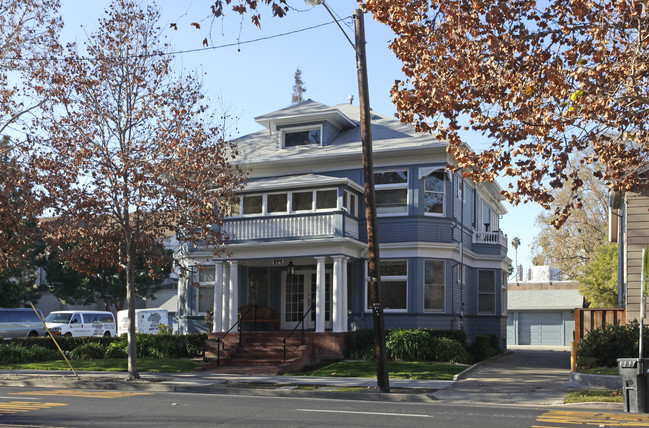 874 Lafayette St in Santa Clara, CA - Foto de edificio - Building Photo