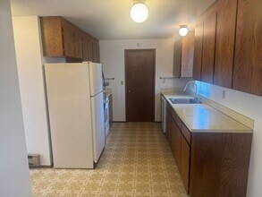11752 Burke Ave N in Seattle, WA - Building Photo - Building Photo