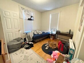 37 Hillside St, Unit 1 in Boston, MA - Building Photo - Building Photo