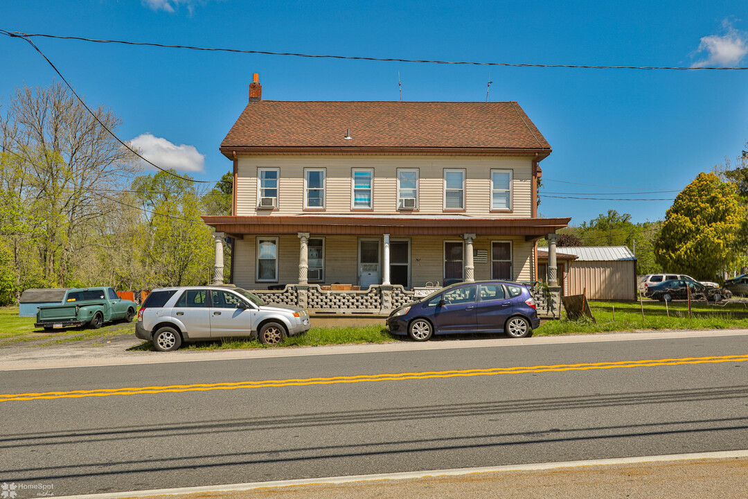 759-761 Rt 57 in Stewartsville, NJ - Building Photo