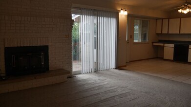 3045 Cortina Dr in Colorado Springs, CO - Building Photo - Building Photo