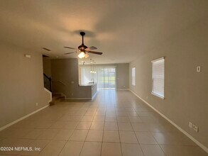 7000 Butterfly Ct in Jacksonville, FL - Building Photo - Building Photo