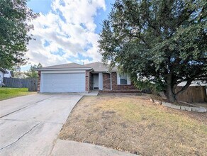 15107 Nuttall Dr in Austin, TX - Building Photo - Building Photo