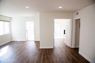 1907 Selby Ave in Los Angeles, CA - Building Photo - Building Photo
