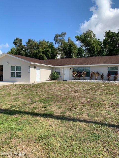7653 Winged Foot Dr in Ft. Myers, FL - Building Photo - Building Photo