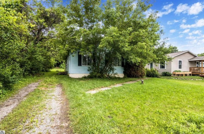 property at 3887 Brook Dr