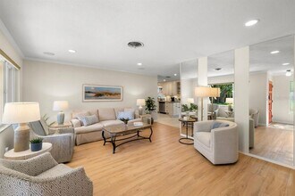 7940 3rd St N in St. Petersburg, FL - Building Photo - Building Photo