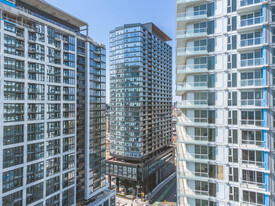 ZEN King West in Toronto, ON - Building Photo