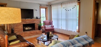 850 Nebraska Ave W in St. Paul, MN - Building Photo - Building Photo