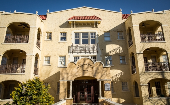 The Alhambra in Atlanta, GA - Building Photo