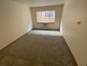2224 S 96th St in West Allis, WI - Building Photo - Building Photo