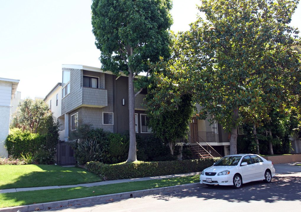 1714 Stoner Ave in Los Angeles, CA - Building Photo