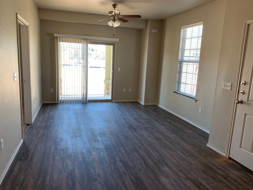 Calais at Elm Park Apartments in Lubbock, TX