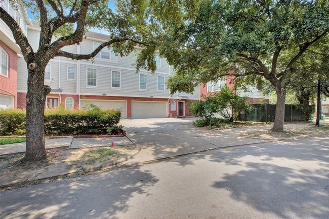 property at 1319 Rosalie St