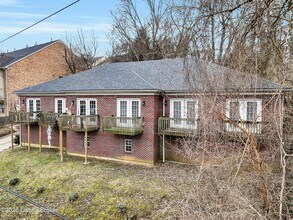 2726 Brownsboro Rd in Louisville, KY - Building Photo - Building Photo