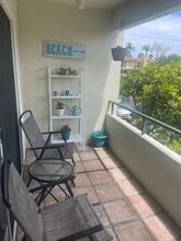 1187 E 3rd St, Unit 102 in Long Beach, CA - Building Photo - Building Photo