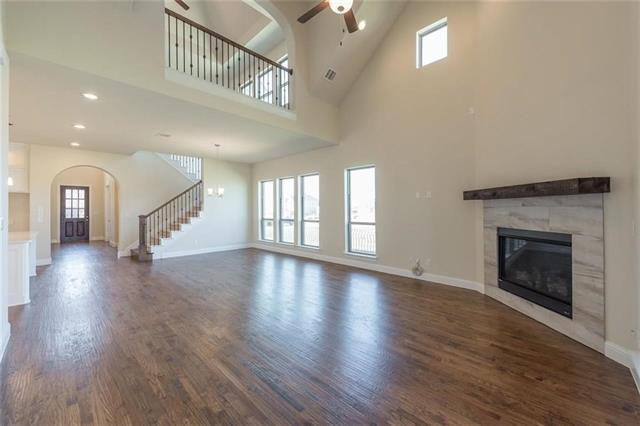 property at 560 Thoroughbred Ave