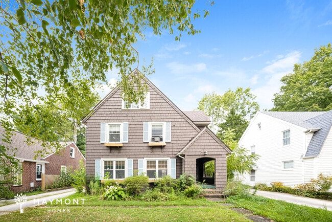 property at 238 Oakgrove St