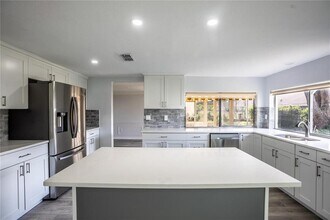 12207 Pepper Mill Dr in Hudson, FL - Building Photo - Building Photo