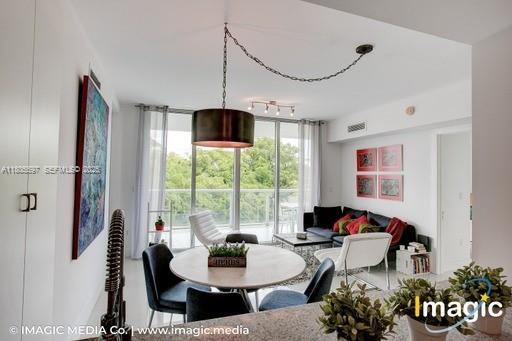 property at 720 NE 62nd St