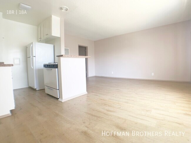 12620 Caswell Ave in Los Angeles, CA - Building Photo - Building Photo