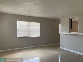 528 NW 16th Ave in Fort Lauderdale, FL - Building Photo - Building Photo