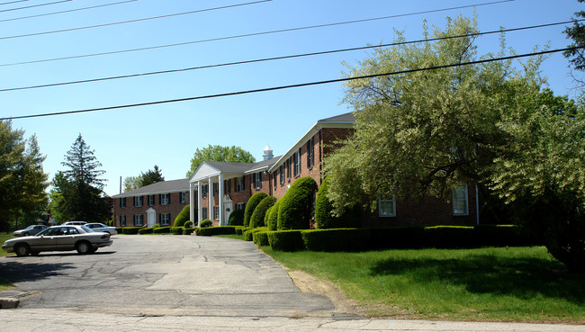 855 Greenwich Ave in Warwick, RI - Building Photo - Building Photo