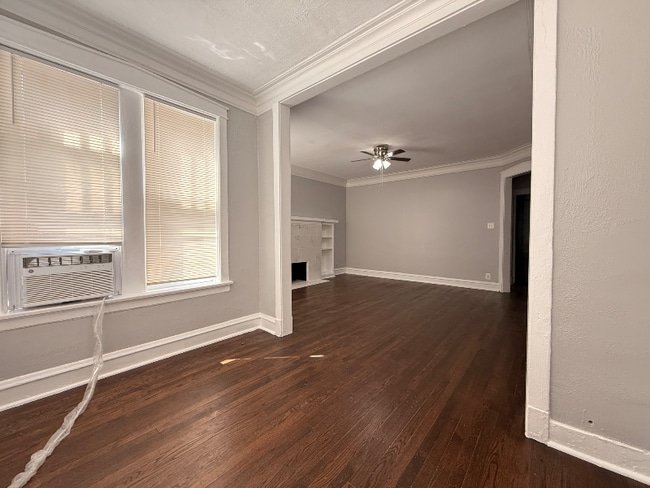 6808 S East End Ave in Chicago, IL - Building Photo - Building Photo