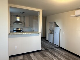 60 W Main St, Unit 1 bedroom apartment