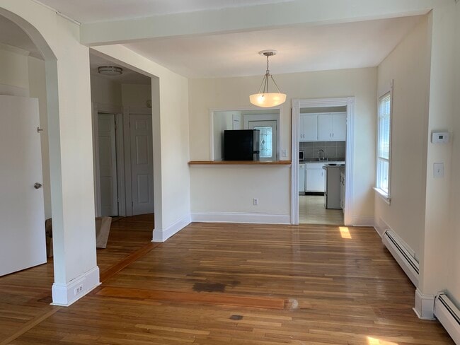 10 Kinney Ave, Unit 2