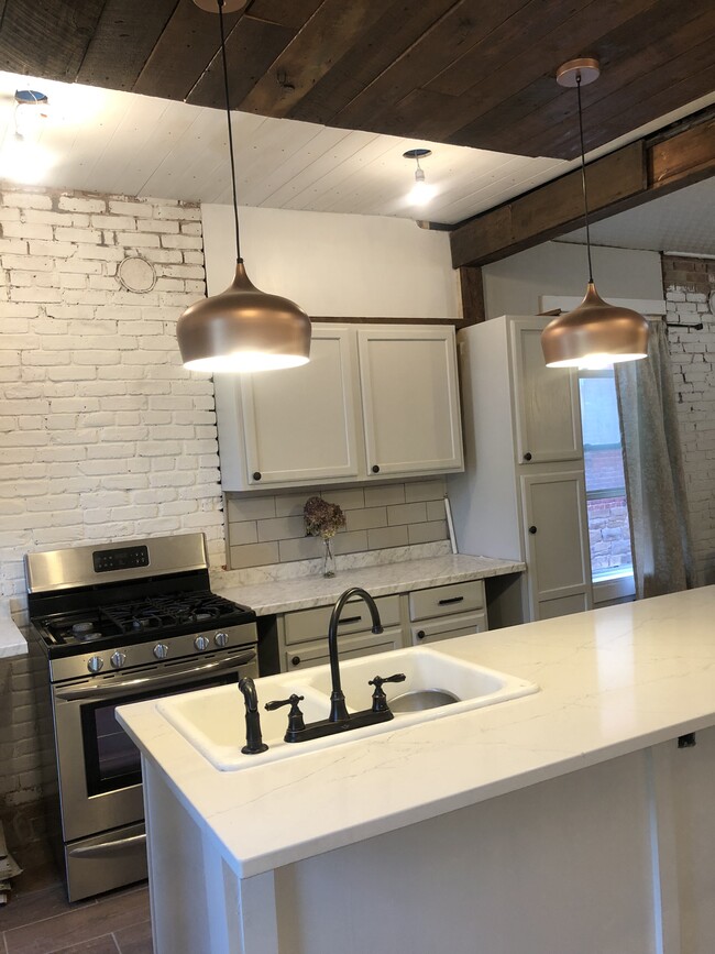 764 Eastern Ave in Schenectady, NY - Building Photo - Building Photo