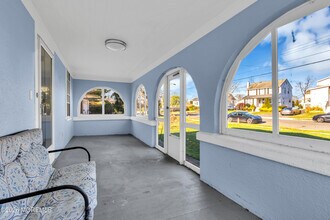 3 Royal Pl in Long Branch, NJ - Building Photo - Building Photo