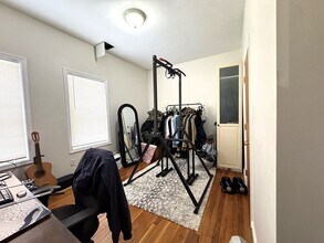 3 McLean Pl in Cambridge, MA - Building Photo - Building Photo