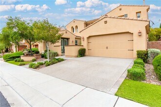58 Contrada Fiore Dr in Henderson, NV - Building Photo - Building Photo
