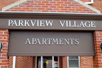 Parkview Village Apartments in Beatrice, NE - Foto de edificio - Building Photo